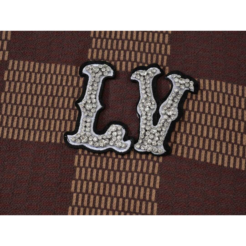 l**is V*t*n short-sleeved cotton damier crewneck with crystal lv patch sienna