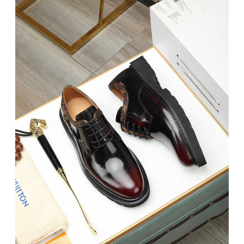 l**is V*t*n patent calf leather derby black and red