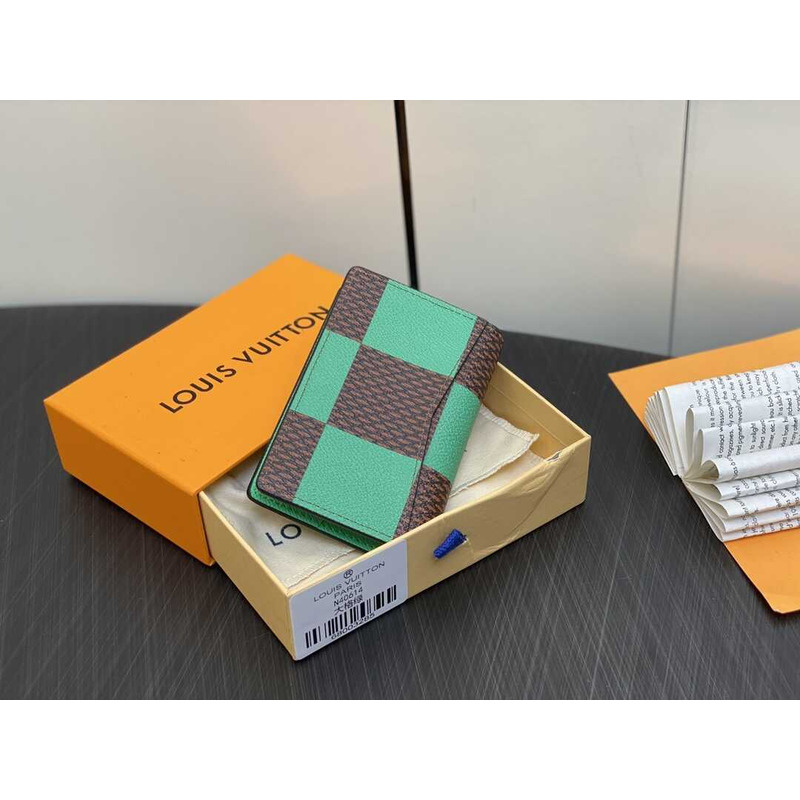 l**is V*t*n pocket organizer damier green