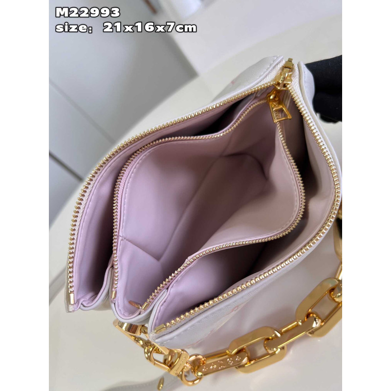 l**is V*t*n coussin bb white