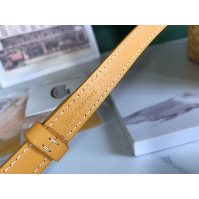 Go*ard Go*ardine muse vanity case yellow