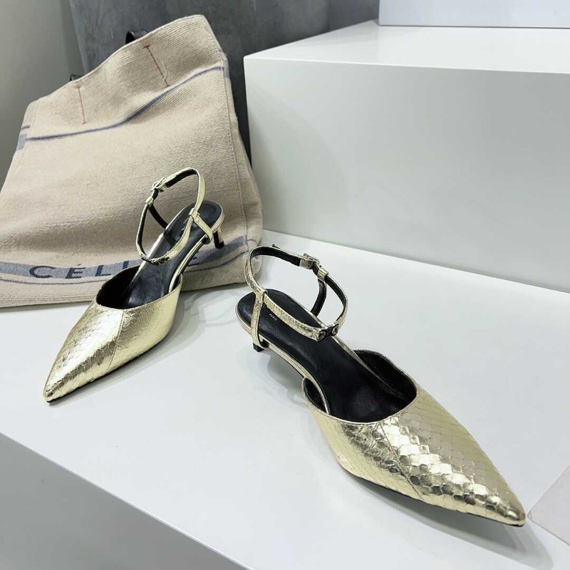 Ce**e kitten with strap triomphe pumps golden