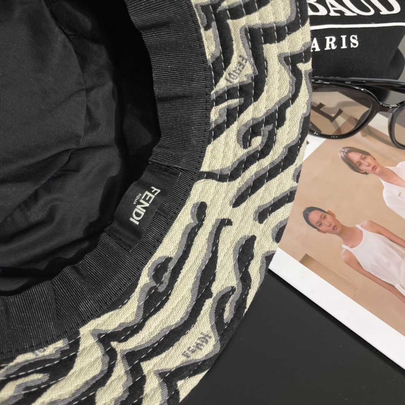 F**di tiger stripes bucket cap