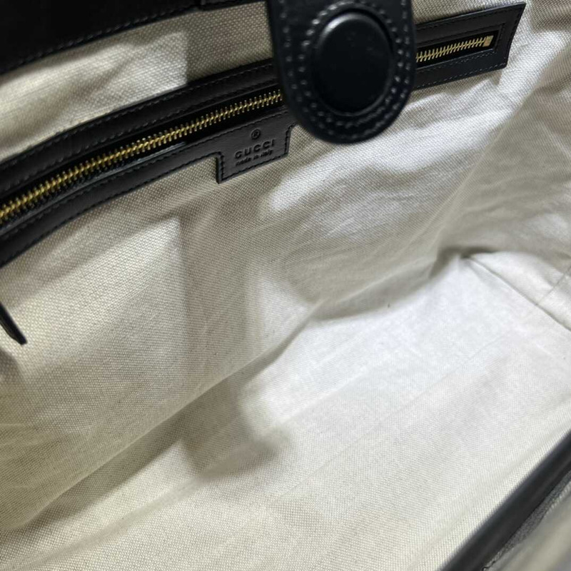 G*u*i matelasse tote black bag