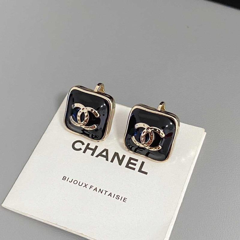 Ch*el enamel strass cc earrings black