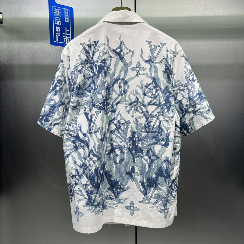 l**is V*t*n graphic short-sleeved cotton shirt