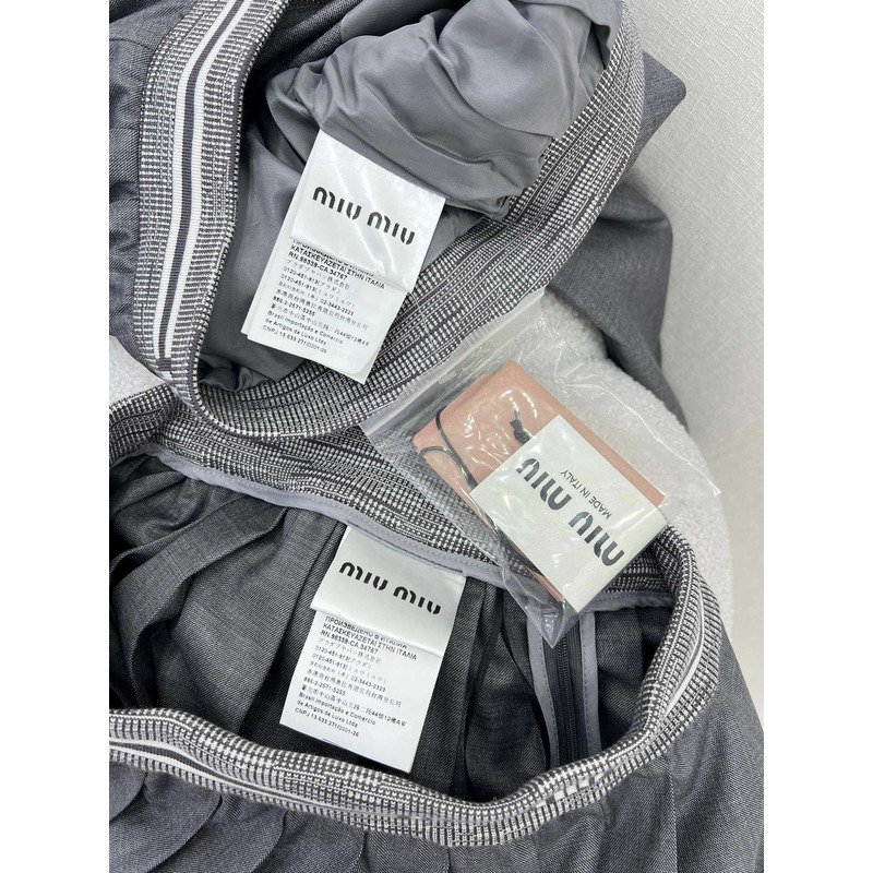 Miu Miu Cropped Jacket And Skrit Grey