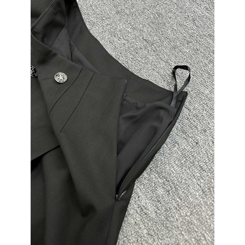 D*or short-sleeve shirt and skirt black