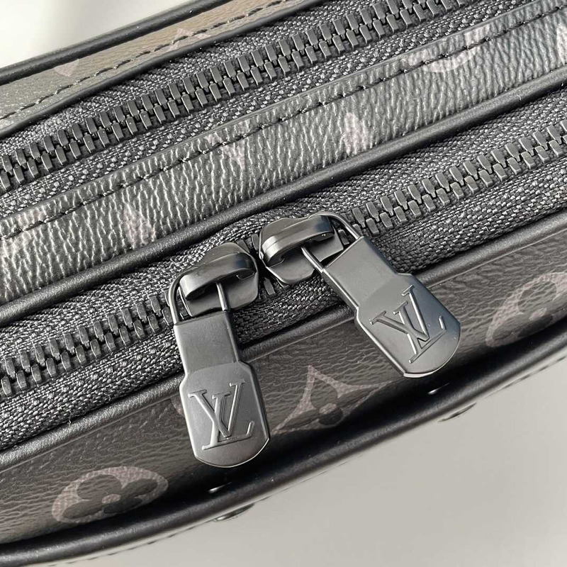 l**is V*t*n cartera alpha con bandolera bag