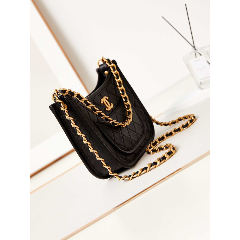 Ch*el hobo handbag calfskin & gold-tone metal black