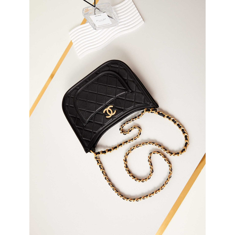 Ch*el hobo handbag calfskin & gold-tone metal black