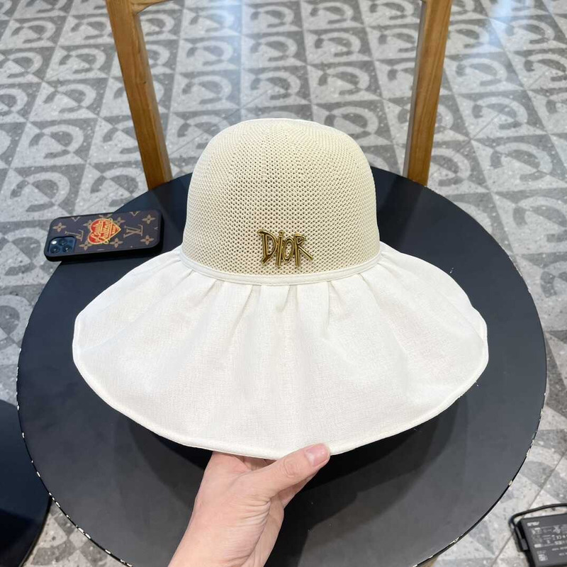 D*or logo bucket hat in white