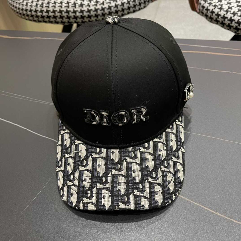 D*or logo oblique print cap