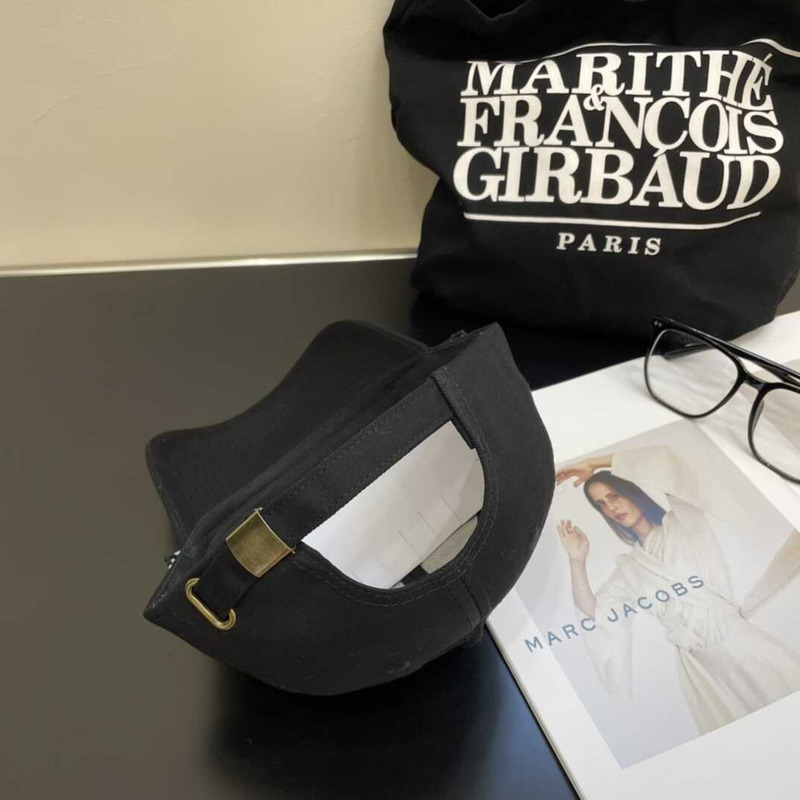 D*or logo baseball cap black