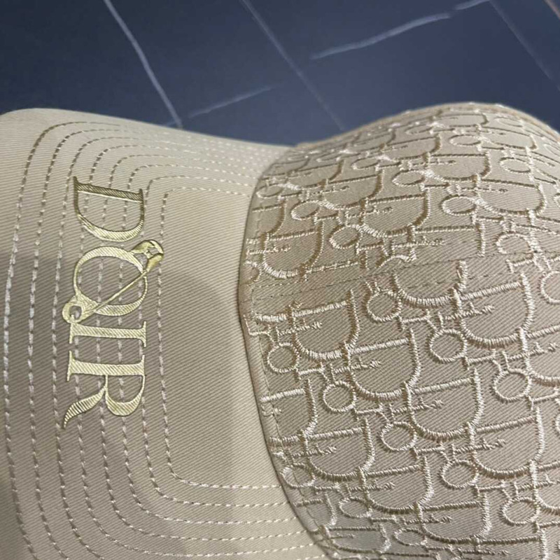 D*or oblique print cap in begie