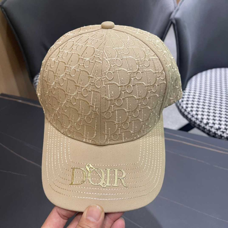 D*or oblique print cap in begie