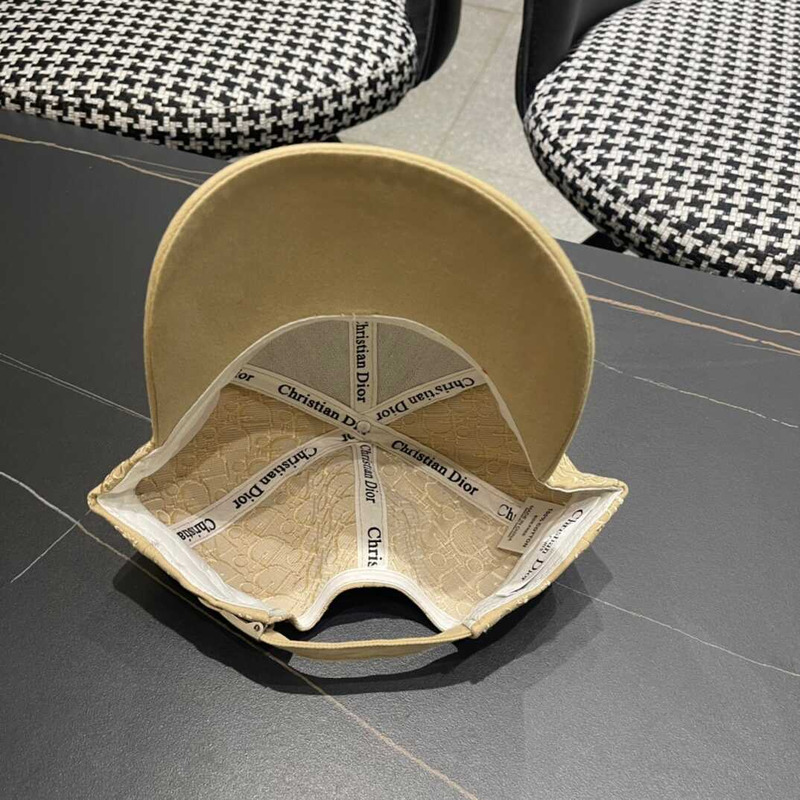 D*or oblique print cap in begie