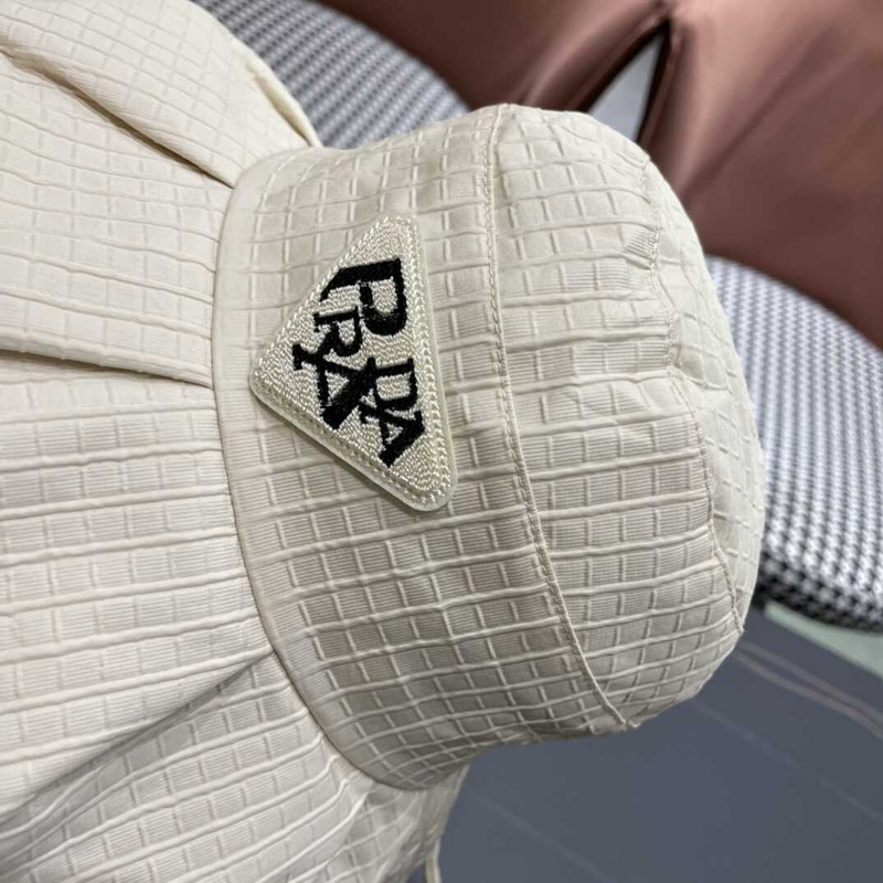 Pra*a wide bucket hat cream