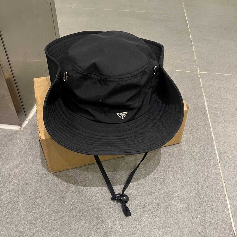 Pra*a wide bucket hat black