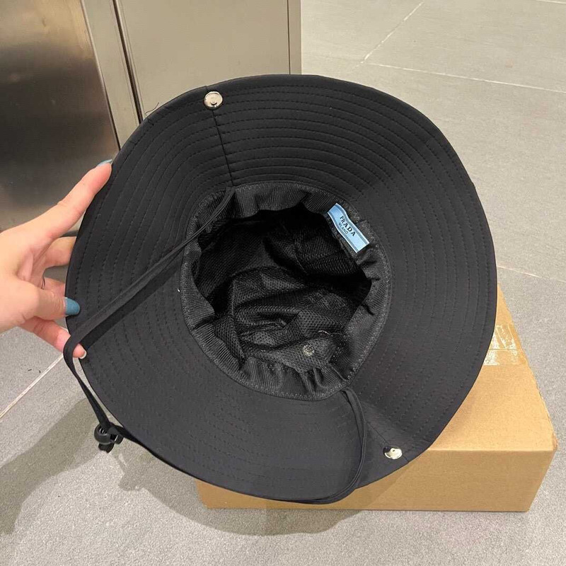 Pra*a wide bucket hat black