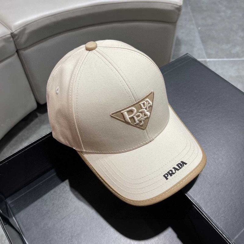Pra*a logo  baseball cap in white