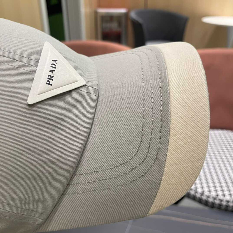 Pra*a  re-nylon baseball cap in grey and white