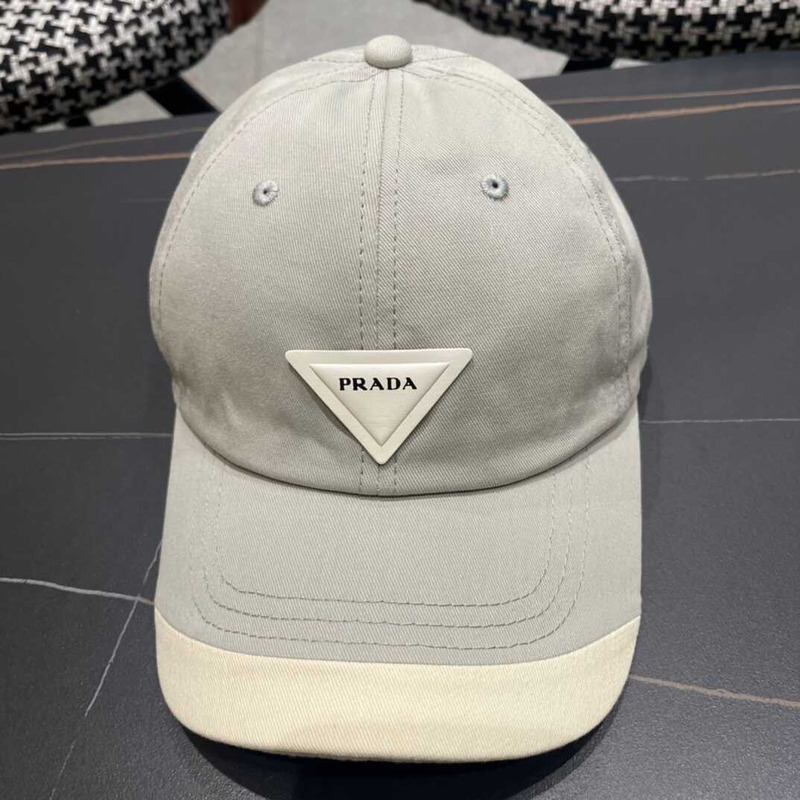 Pra*a  re-nylon baseball cap in grey and white