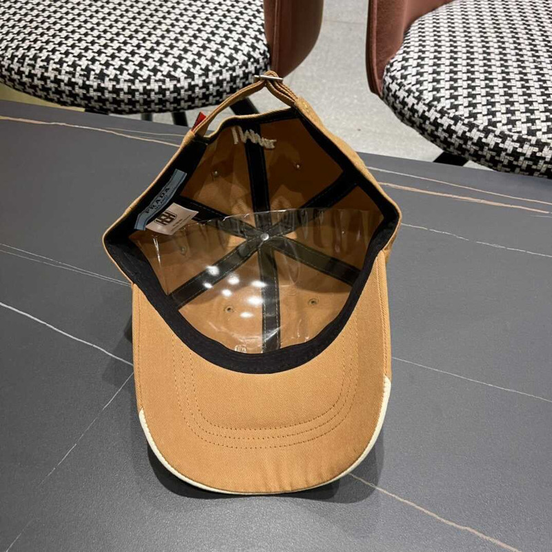 Pra*a  re-nylon baseball cap in white and brown