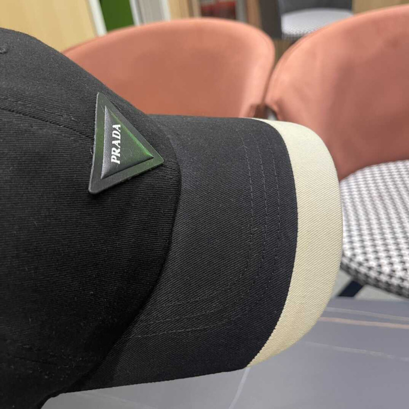 Pra*a  re-nylon baseball cap