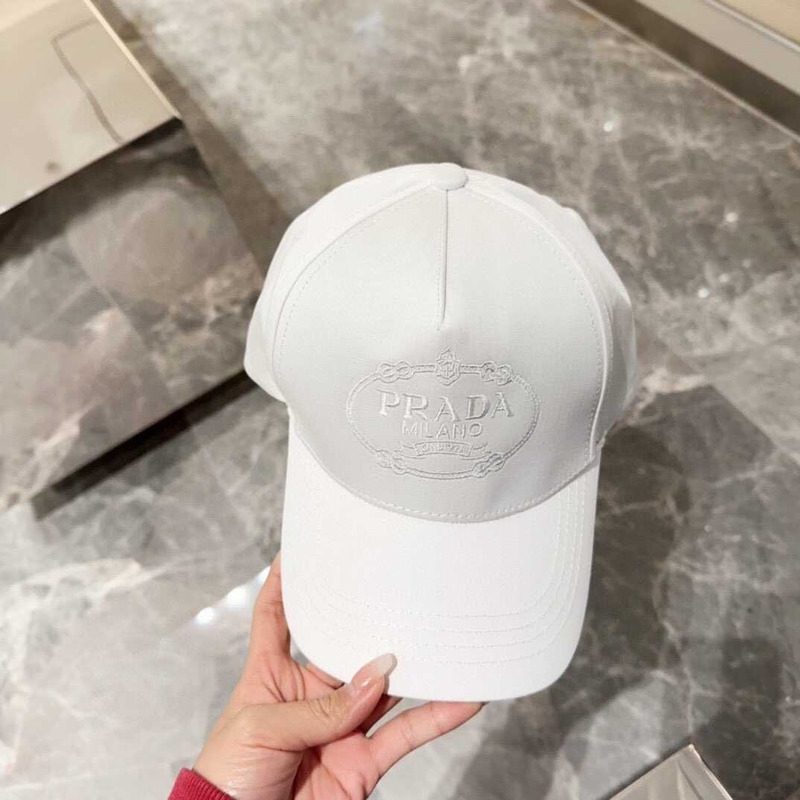 Pra*a drill baseball cap in white