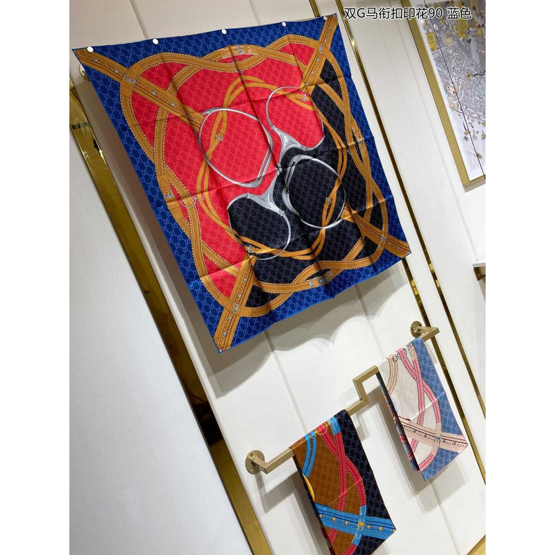 G*u*i flora print silk scarf in muticolor