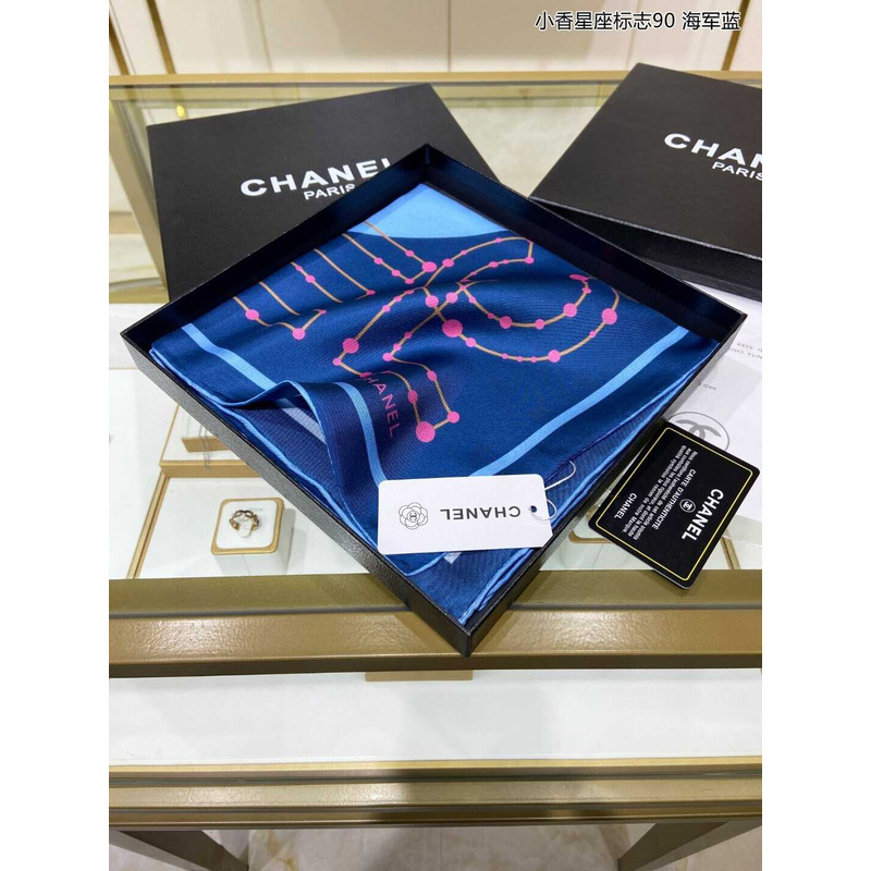 Ch*el square scarf in blue