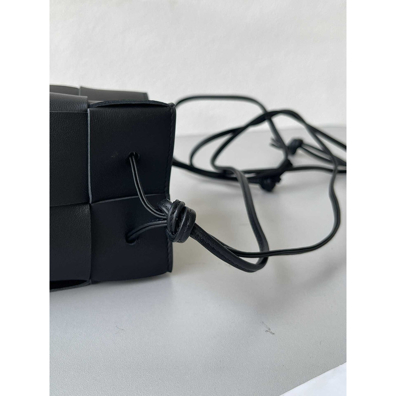 Bo*te*ga ve*ne*ta mini cassette bucket bag in black