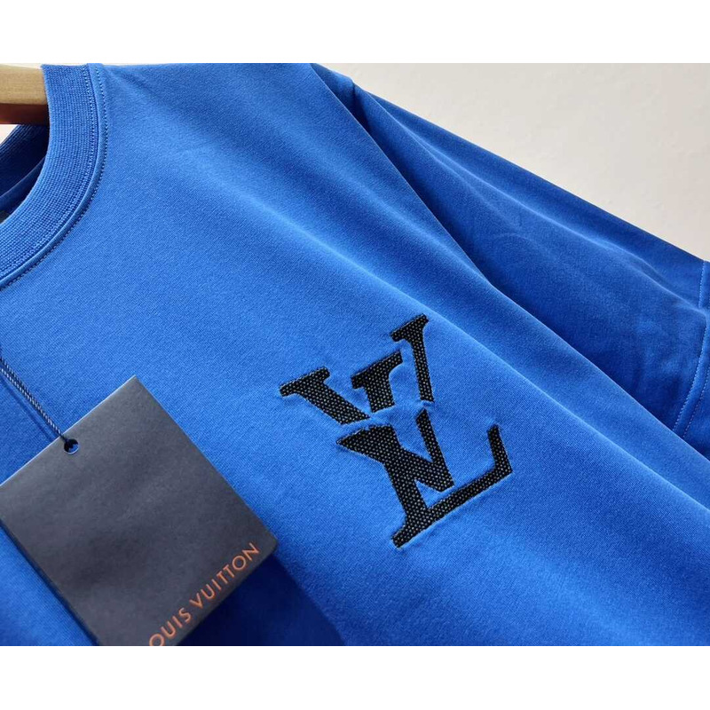 l**is V*t*n logo t shirt blue