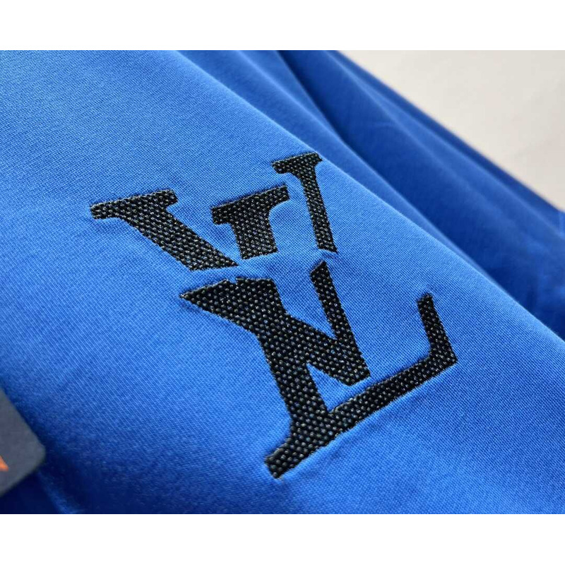 l**is V*t*n logo t shirt blue