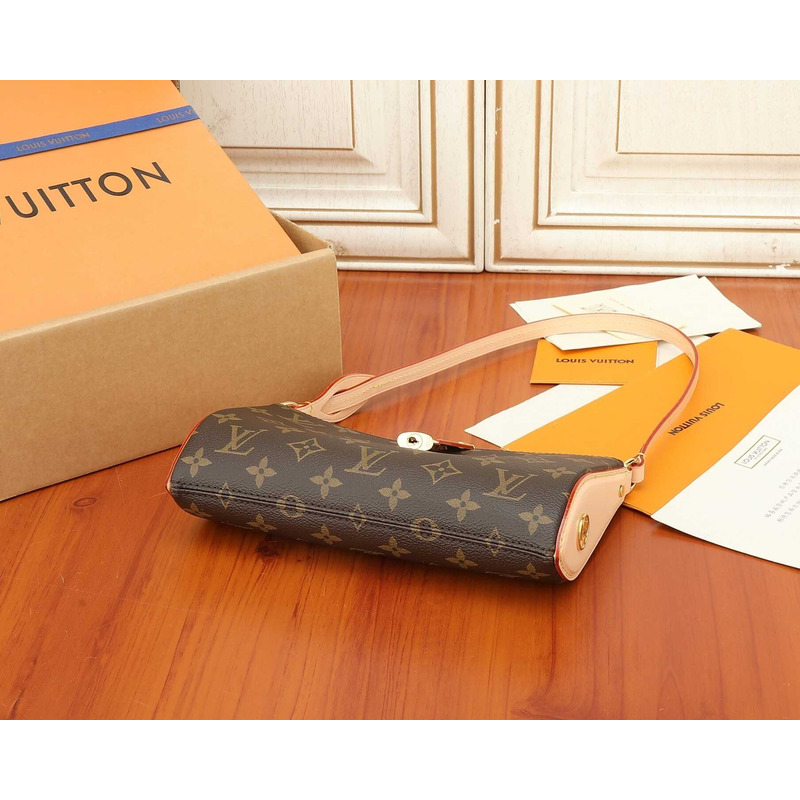 l**is V*t*n pochette tirette bag