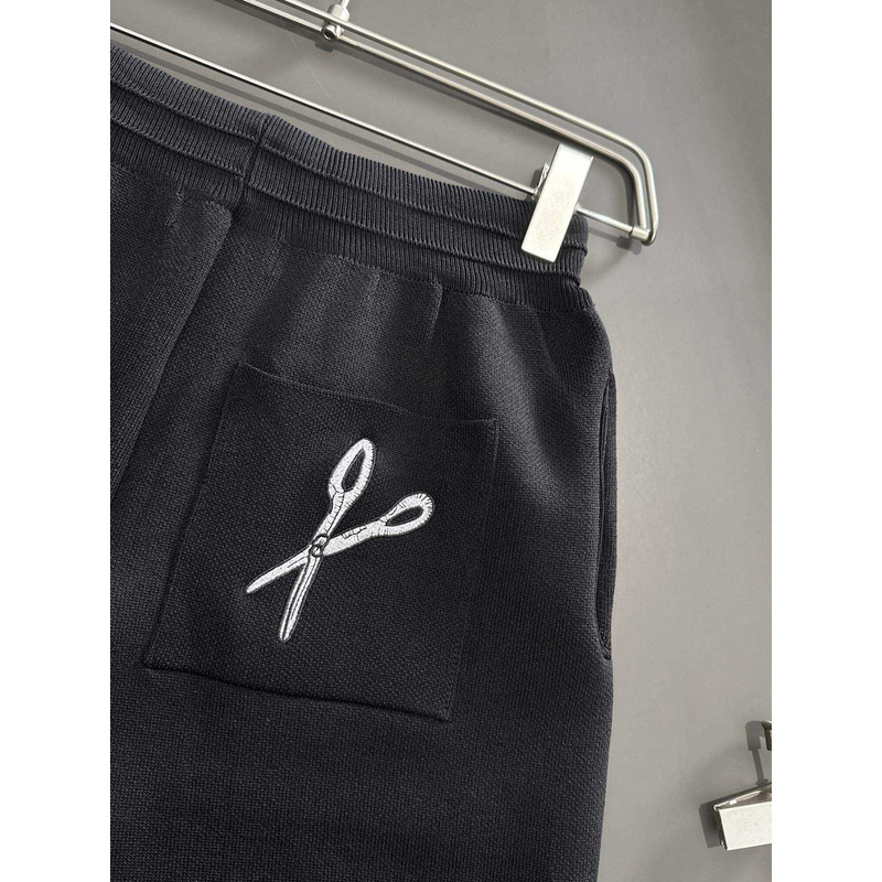l**is V*t*n tools embroidery shorts black