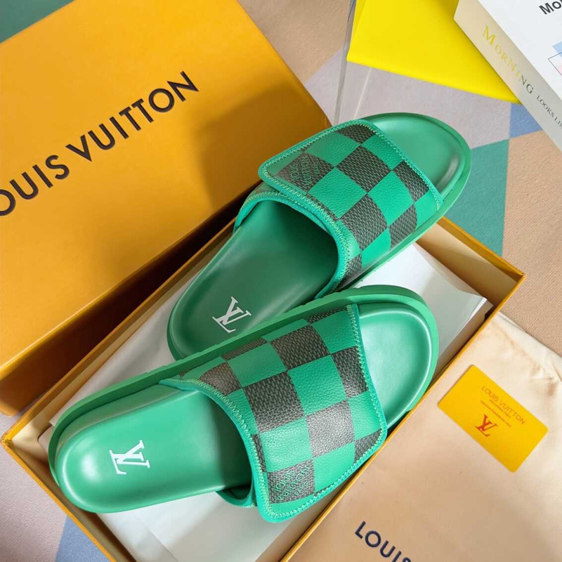 l**is V*t*n miami mule slides in green