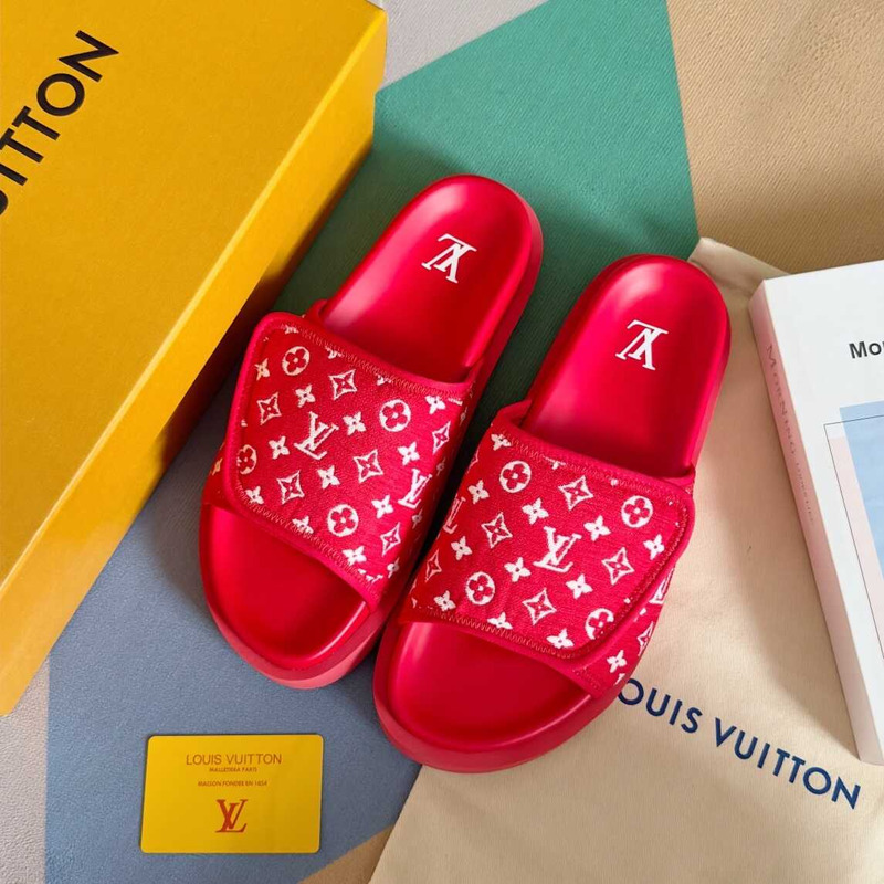 l**is V*t*n miami mule monogram red