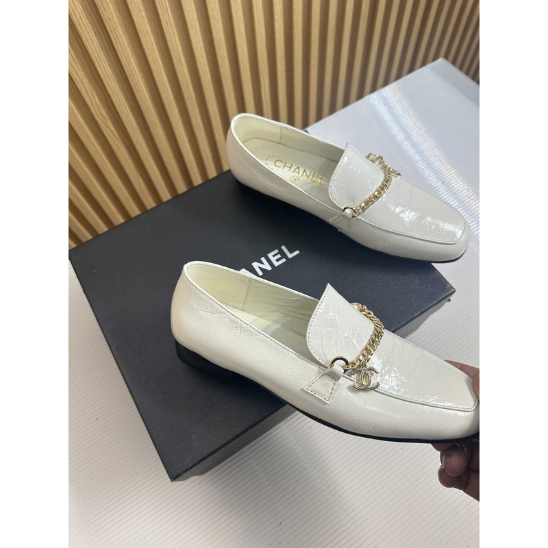 Ch*el moccasins calfskin & metal white