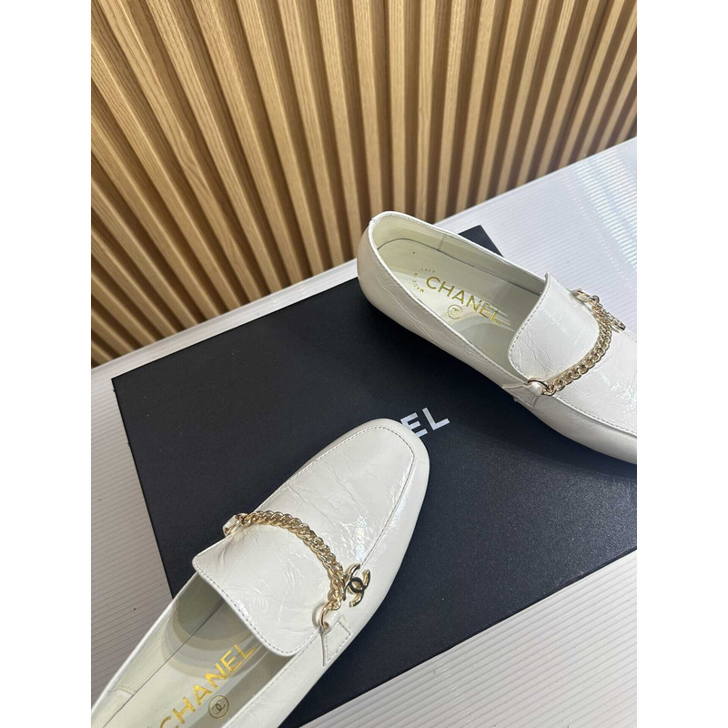 Ch*el moccasins calfskin & metal white