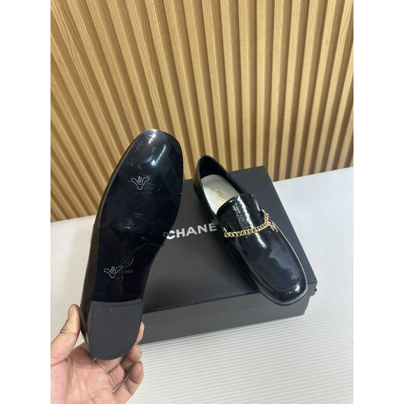 Ch*el moccasins calfskin & metal black