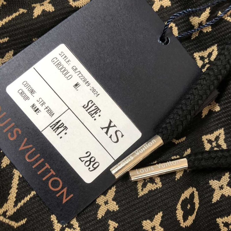 l**is V*t*n monogram shorts black