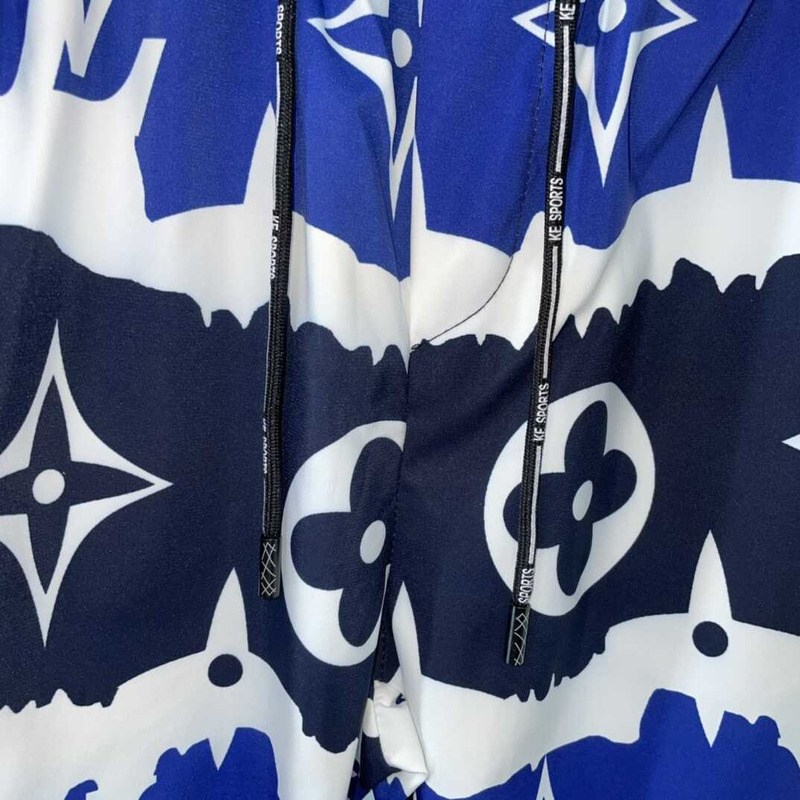 l**is V*t*n monogram shorts multicolor