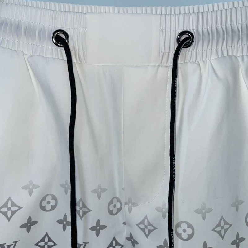 l**is V*t*n monogram shorts white