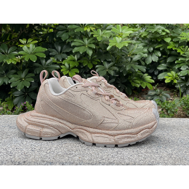 Ba*len*cia*ga 3xl sneaker in off champagne