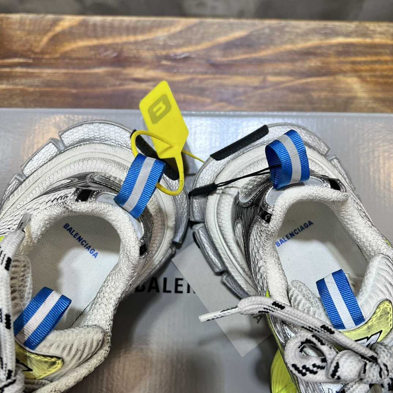 Ba*len*cia*ga runner light yellow white