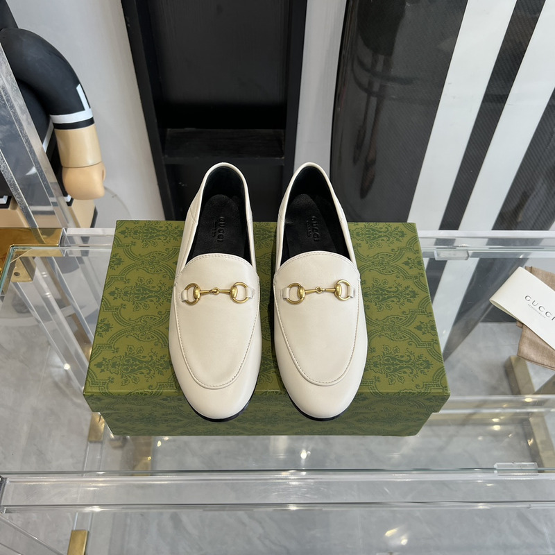 G*u*i women\''s leather horseblt loafer