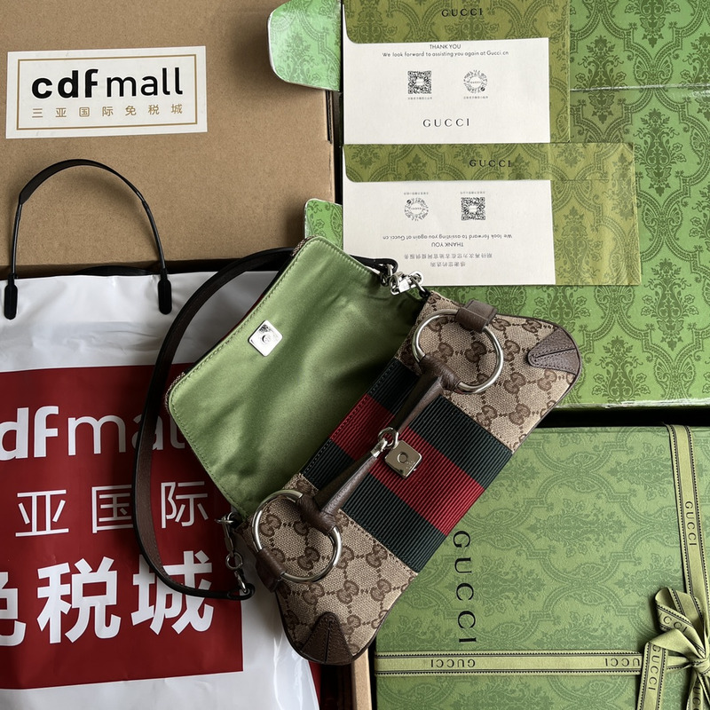 G*u*i horsebit chian small shoulder bag beige