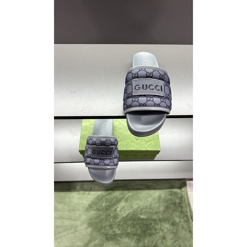 G*u*i gg slide sandal grey
